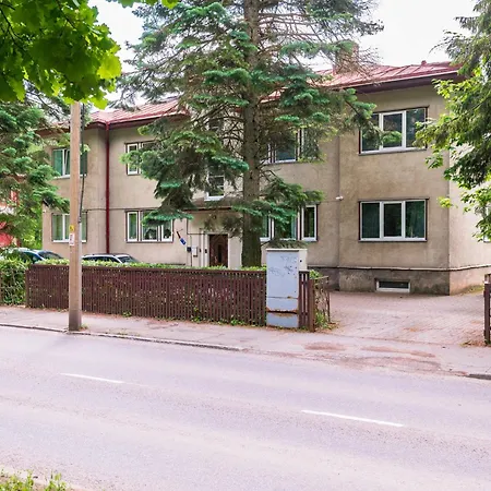 Apartman Kolm Venda Apartemendid *